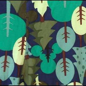 Lularoe TC leggings- trees perfect for Earth Day!